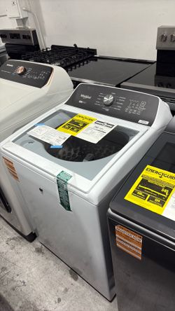 Whirlpool Topload Washer with removable agitator