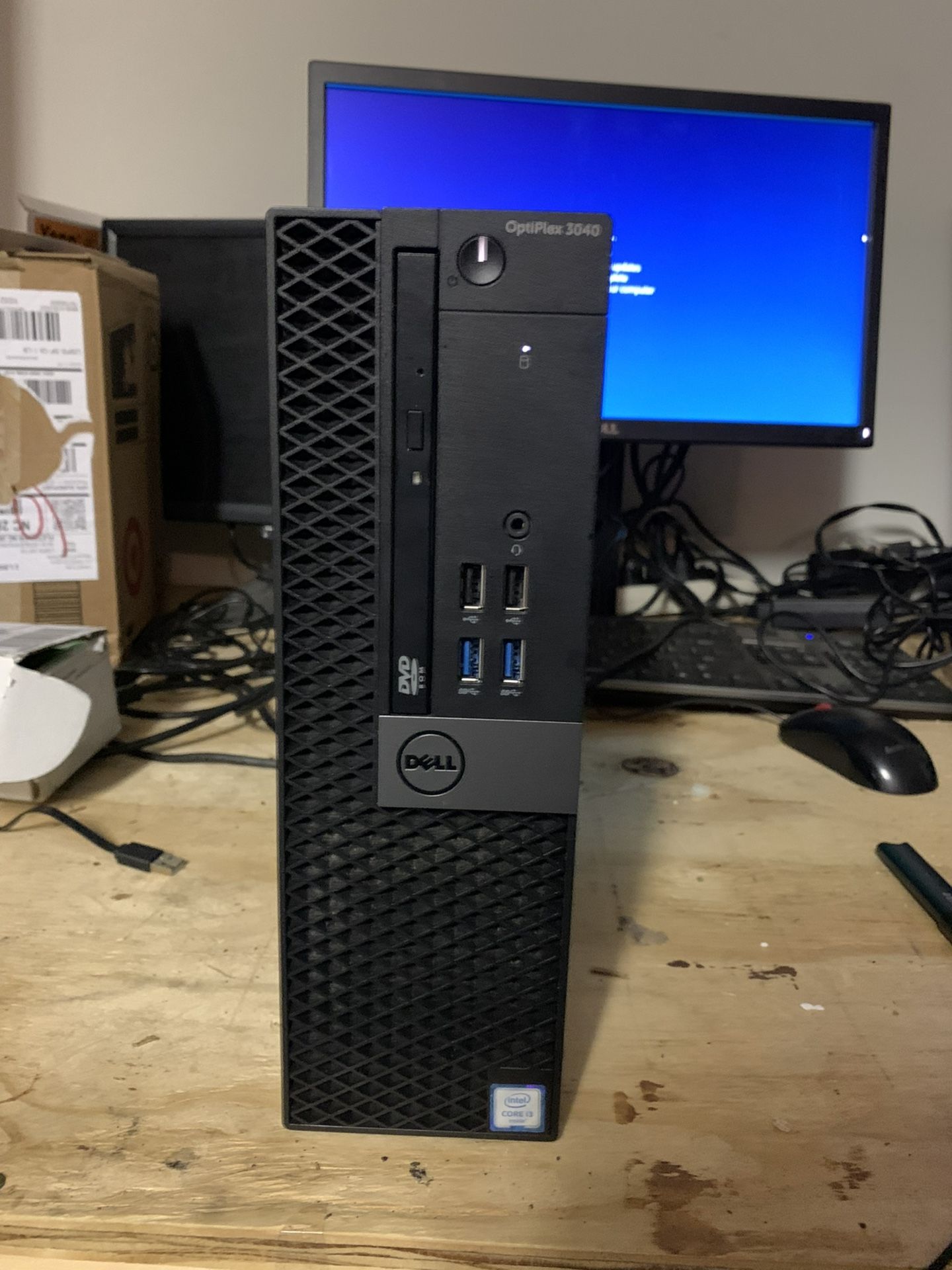Dell Optiplex 3040 SFF Intel i3-6100 3.70GHz 4GB 500GB HDD Windows 10 Computer