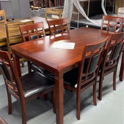 Dining table set