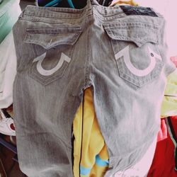 True Religion Size 38 X 32 Light Smokey Grey