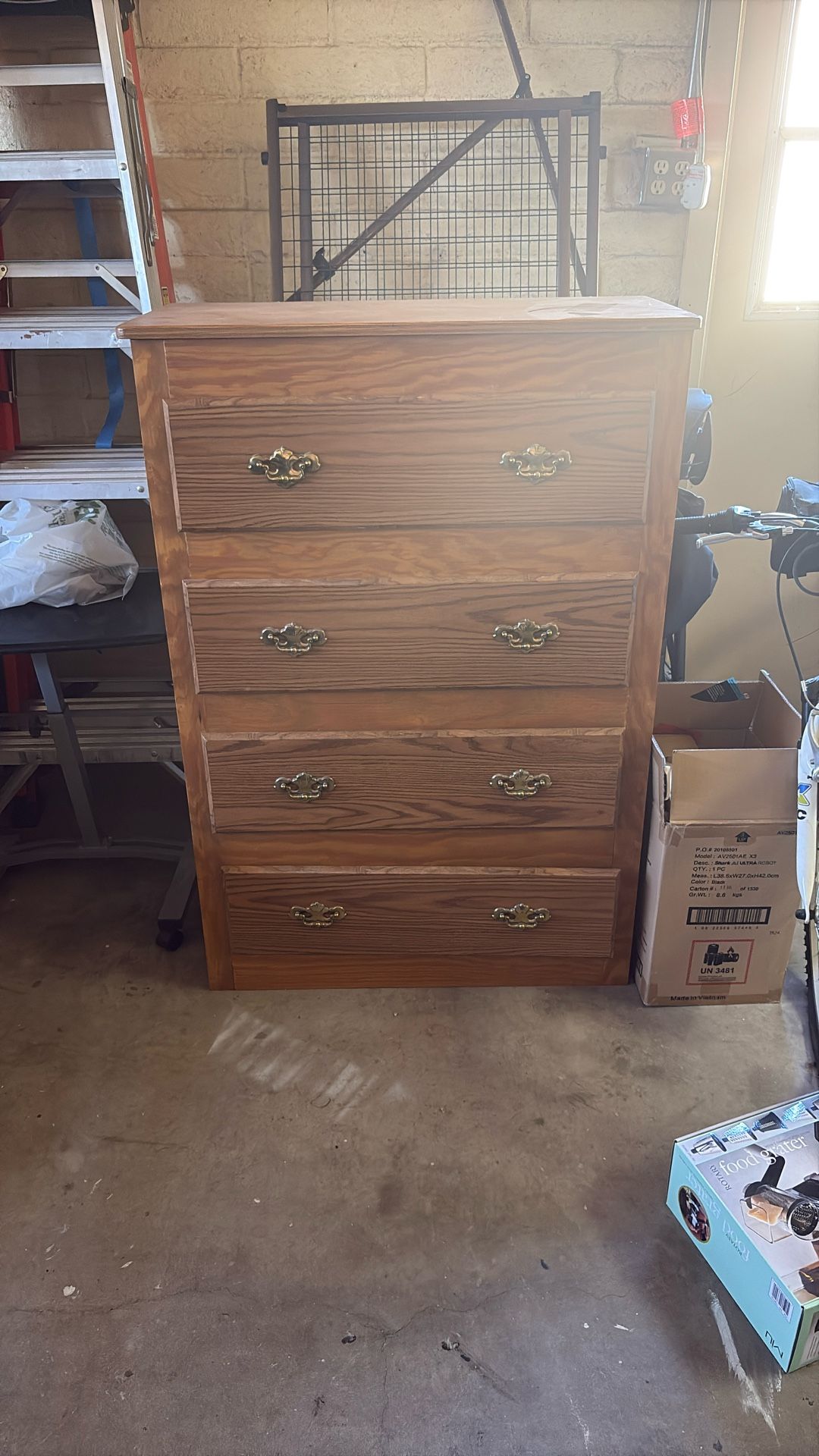 Dresser