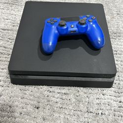 PS4 Gaming Console 