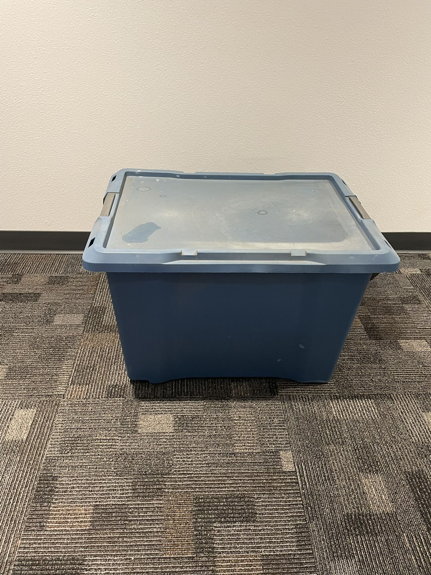 Hefty Storage Bins (two) Large Size With Wheels And Handle