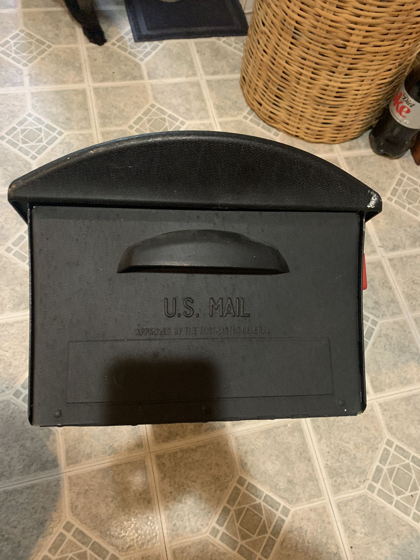 Brand new never used mailbox