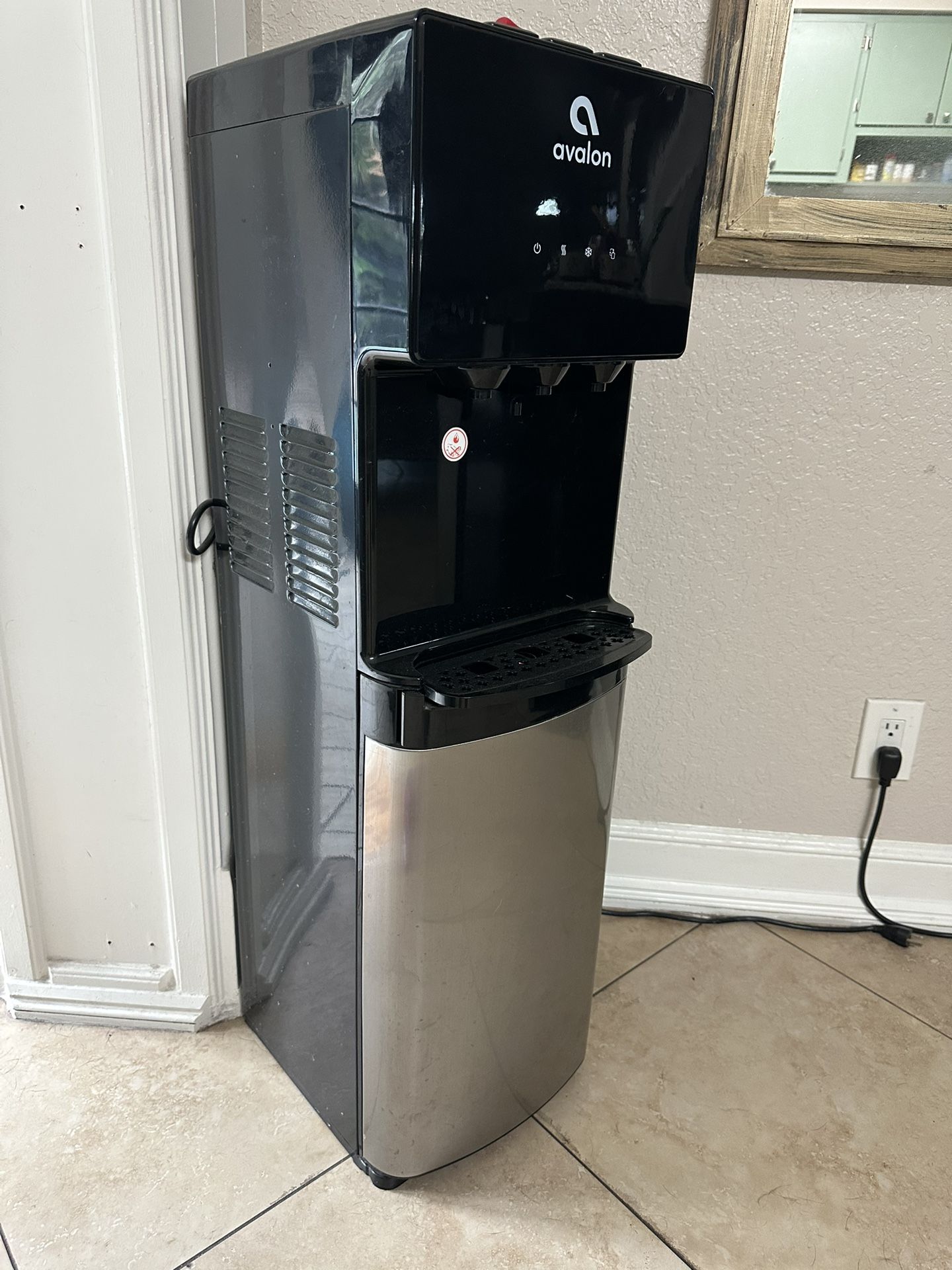 Water Dispenser