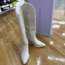 BRAND NEW Madden Girl New In Box Womens Redford White Cowboy, Western Boots Size 7,9.5,10