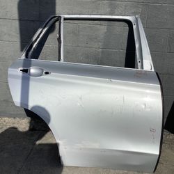 2014 2015 2016 2017 2018 Bmw X5 Rear Passenger Door OEM