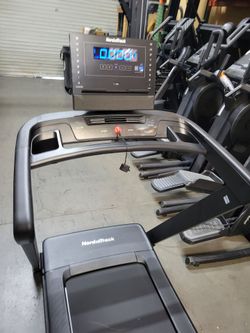 FULLERTON - Nordictrack T series 8 Treadmill- 12% incline 12mph max speed- 580$