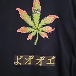 Custom Graphic T-Shirts 