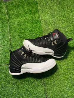 Jordan 12 Playoffs size 10.5 men