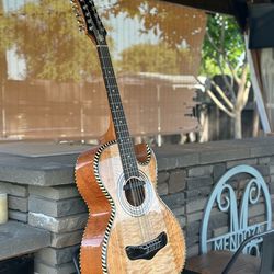 Bajo Quinto Pasaye Custom – Excelente Estado