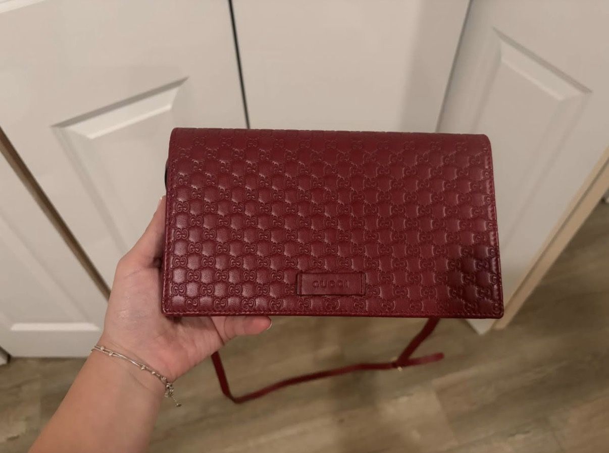 Gucci micro guccissima wallet on strap
