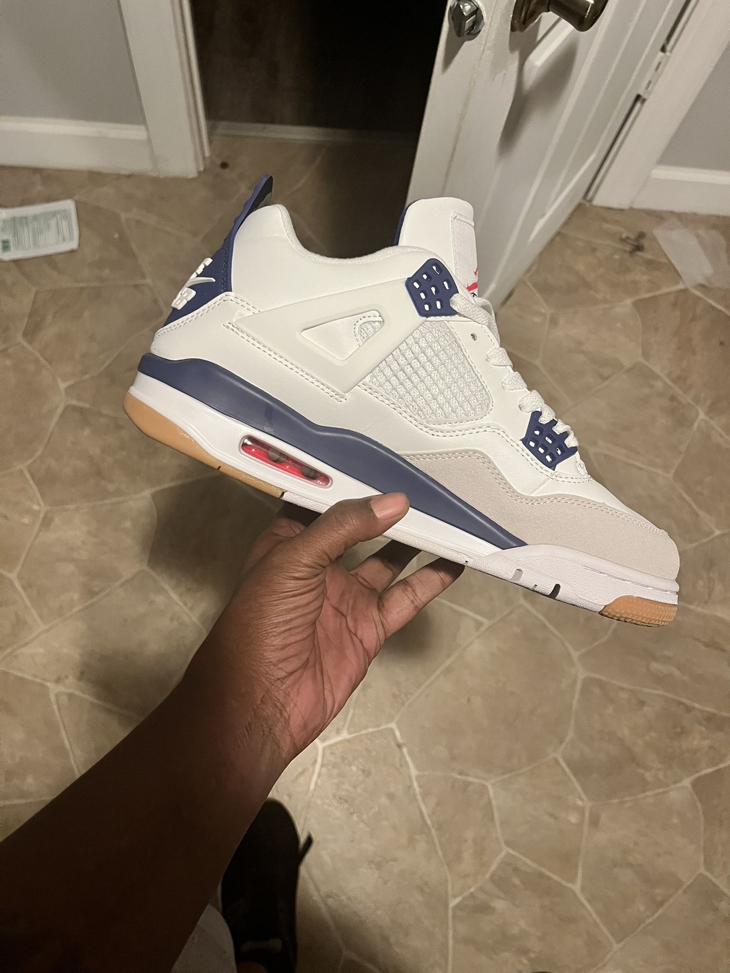 Jordan 4