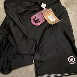 Women’s bicycle shorts and tank