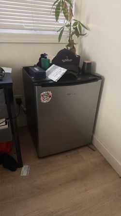Mini Fridge