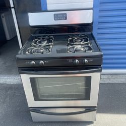 READ !! FRIGIDAIRE Gas STOVE  **HAS SMALL FADING SPOTS ON FRONT** check Pictures *w/Warranty **Free Delivery 