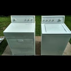 Whirlpool Washer And Dryer Matching Set 