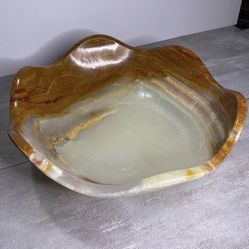 Onyx Bowl Centerpiece 