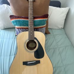 Yamaha F325D Acoustic Guitar