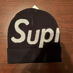 Supreme Big Logo Beanie 