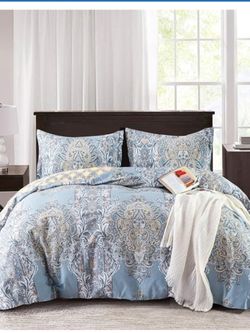 Queen Duvet And Pillowcases