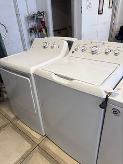 Ge top load washer and gas dryer set