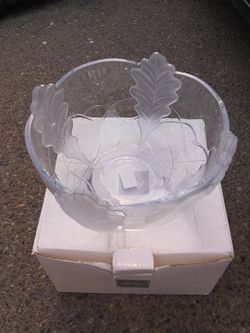 11" Glass bowl