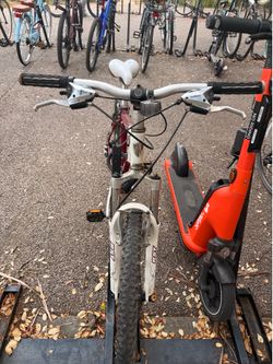 Trek 4300 bike, new tubes