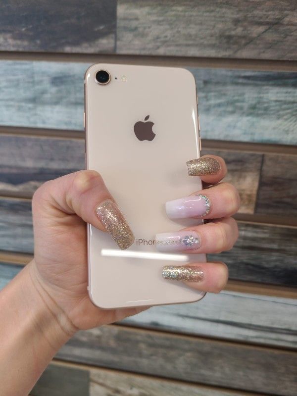 Iphone 8 Unlocked, FREE Smartwach/ Headphones. Pay $1 Today Rest in payments. NO CREDIT NEEDED FINANCING