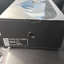 Air Force 1 Mid ‘07/ Supreme