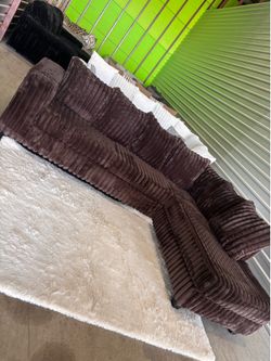 LIKE NEW brown sectional sofa couch (Delivery AVAILABLE)