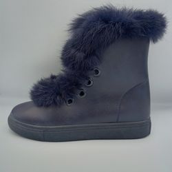 Woman's Sneaka Fur Boots