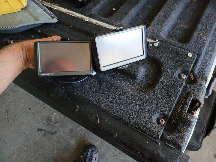 Two Garmin Nuvi Navigation