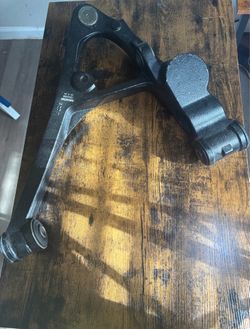 MOOG CK620380 Front Lower Control Arm Assembly – New Open Box