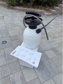 Brand new 1G hand sprayer for garden