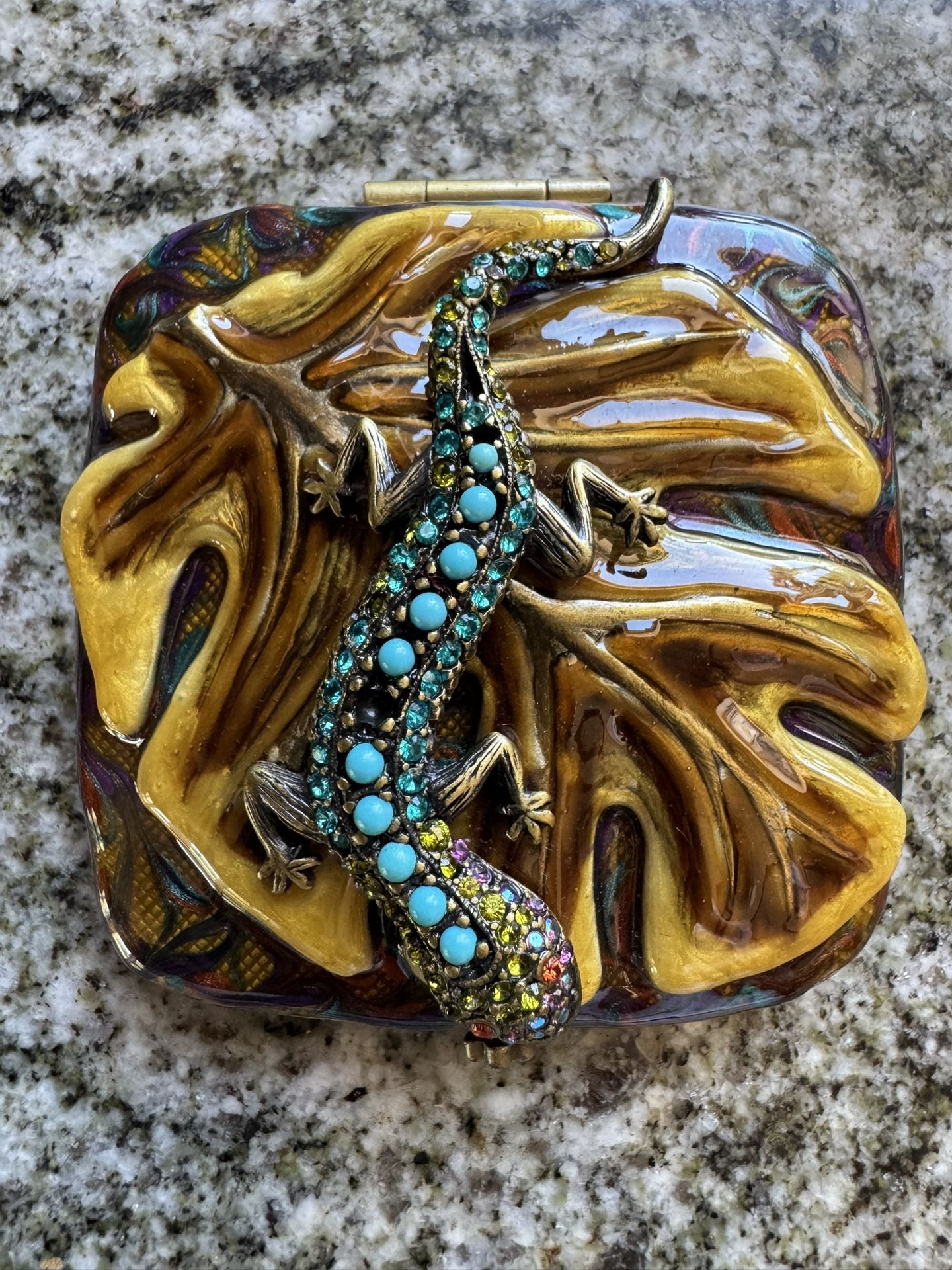 JAY STRONGWATER Lizard Gecko Leaf Swarovski Crystal Enamel Compact Mirror