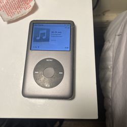 Apple iPod Classic GB 7th Generation Gray A GREAT BATTERY