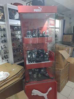 Puma Tower Display