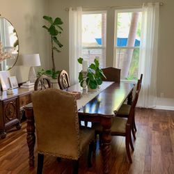 Formal Dining Table w/Chairs