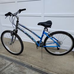 Mongoose MGX 21 speed mountain bike