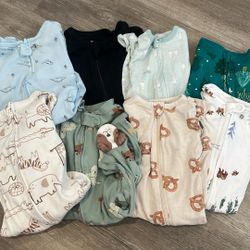 1 0-3 ( black ), 2 3 months ( dog and bear ), and 5 3-6