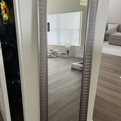 Mirror 