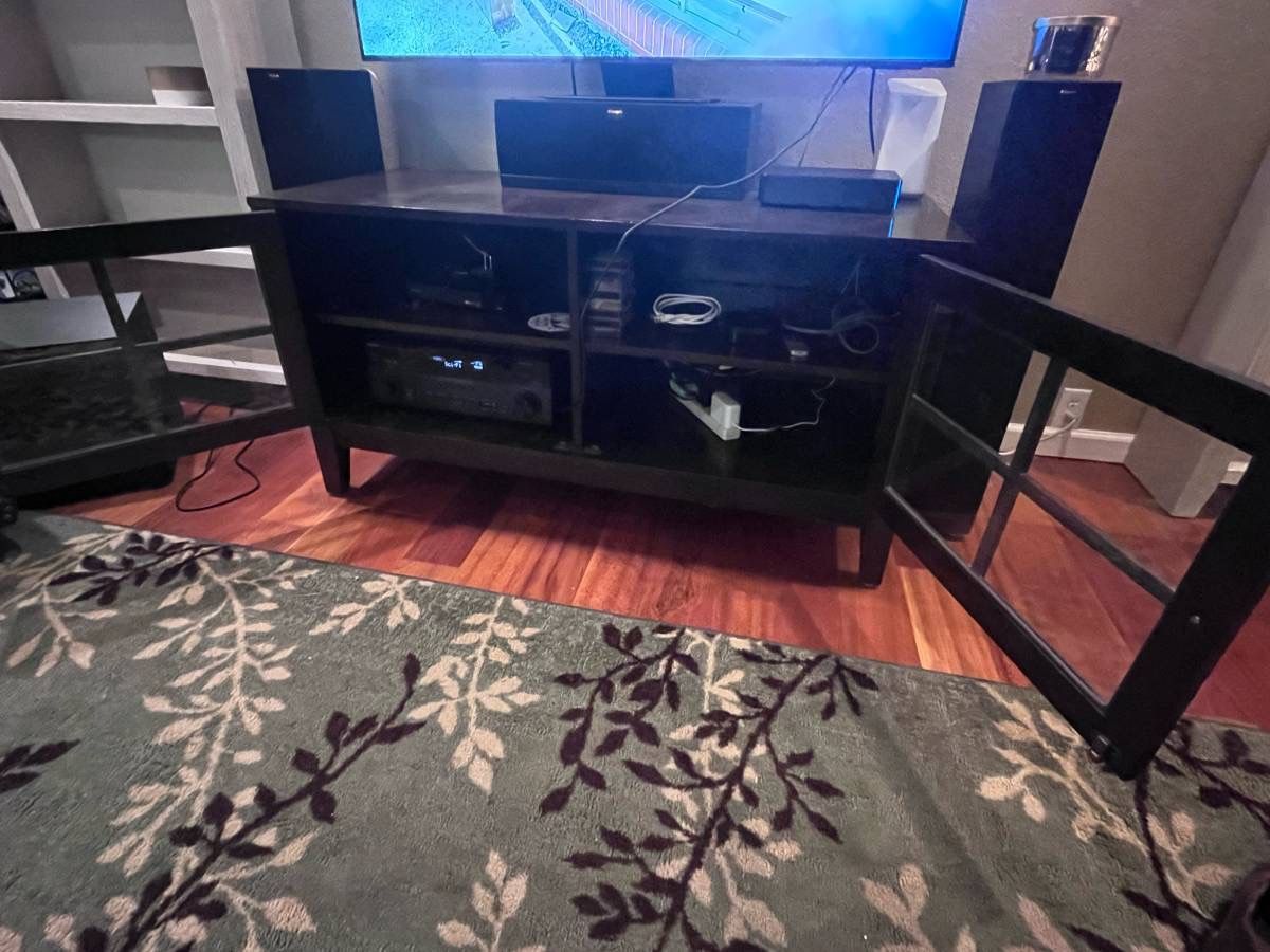 Tv Stand 