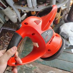 Black+Decker 6-inch Random Orbit Waxer/Polisher