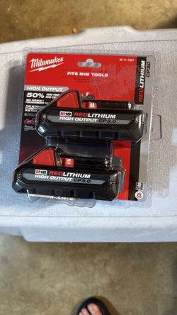 Milwaukee M18 REDLITHIUM High Output CP3.0 Battery Pack 2-Pack (model 48-11-1837).