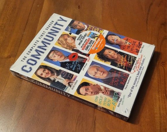 NEW DVD -- Community: the Complete First Season (DVD)