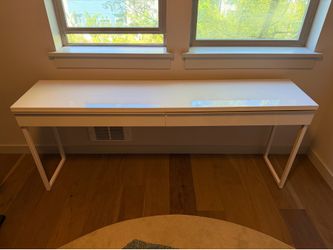 IKEA Bestå Burs 71” Console / Slim Desk High Gloss White