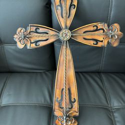 Rustic Metal Cross 