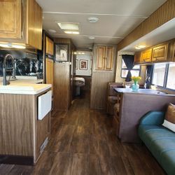 Monaco RV Motorhome 