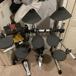 Electric Yamaha Drum Kit DTXplorer